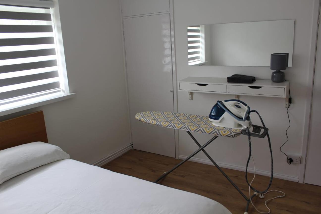 Appartamento 2 Bedroom Entire Flat 2 Minutes From Underground Londra