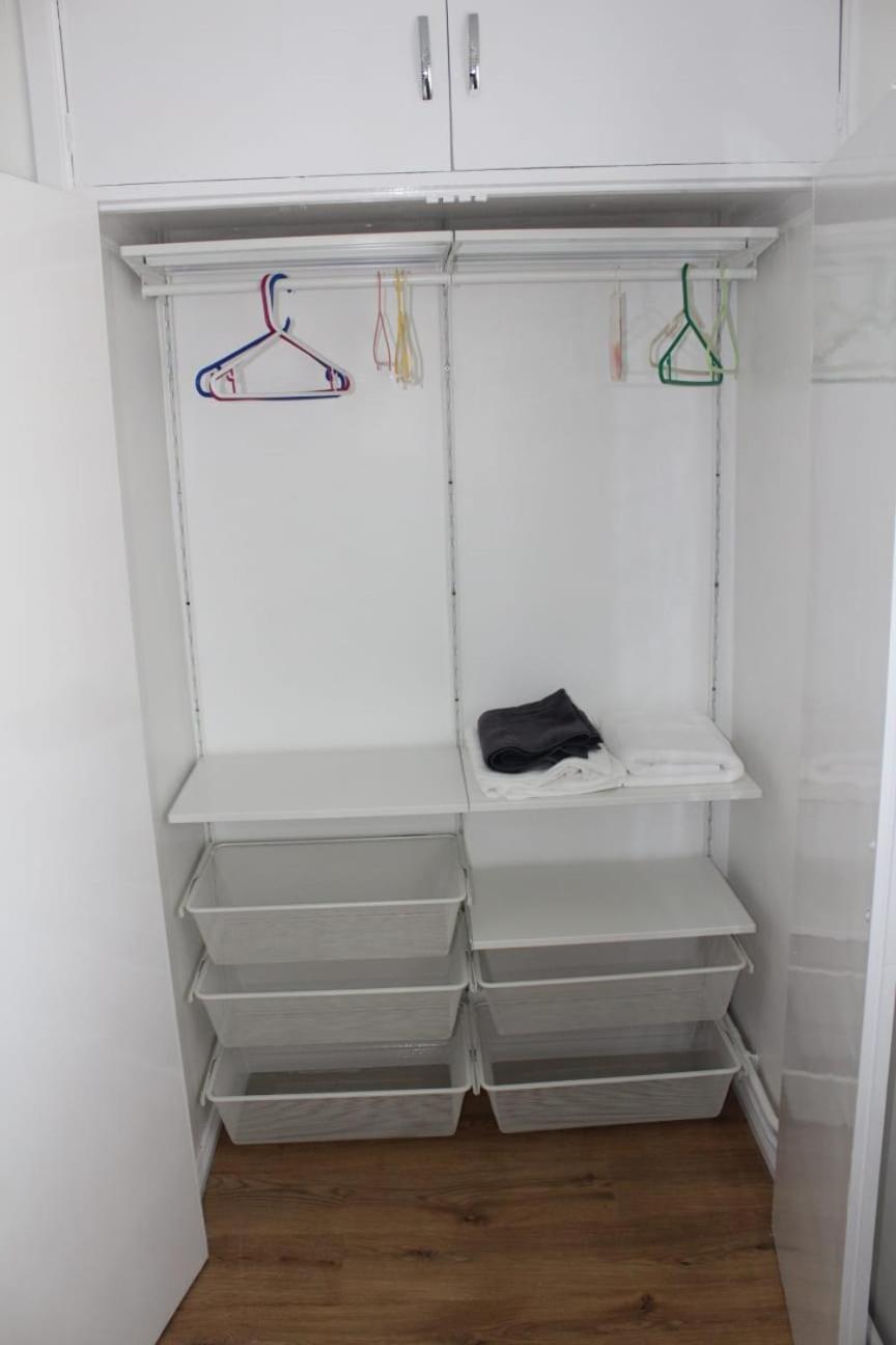 Appartamento 2 Bedroom Entire Flat 2 Minutes From Underground *