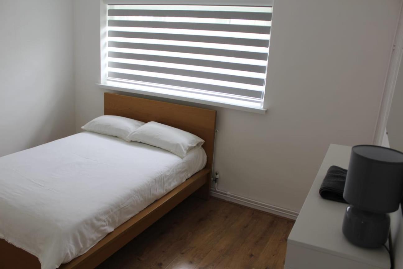 Appartamento 2 Bedroom Entire Flat 2 Minutes From Underground *